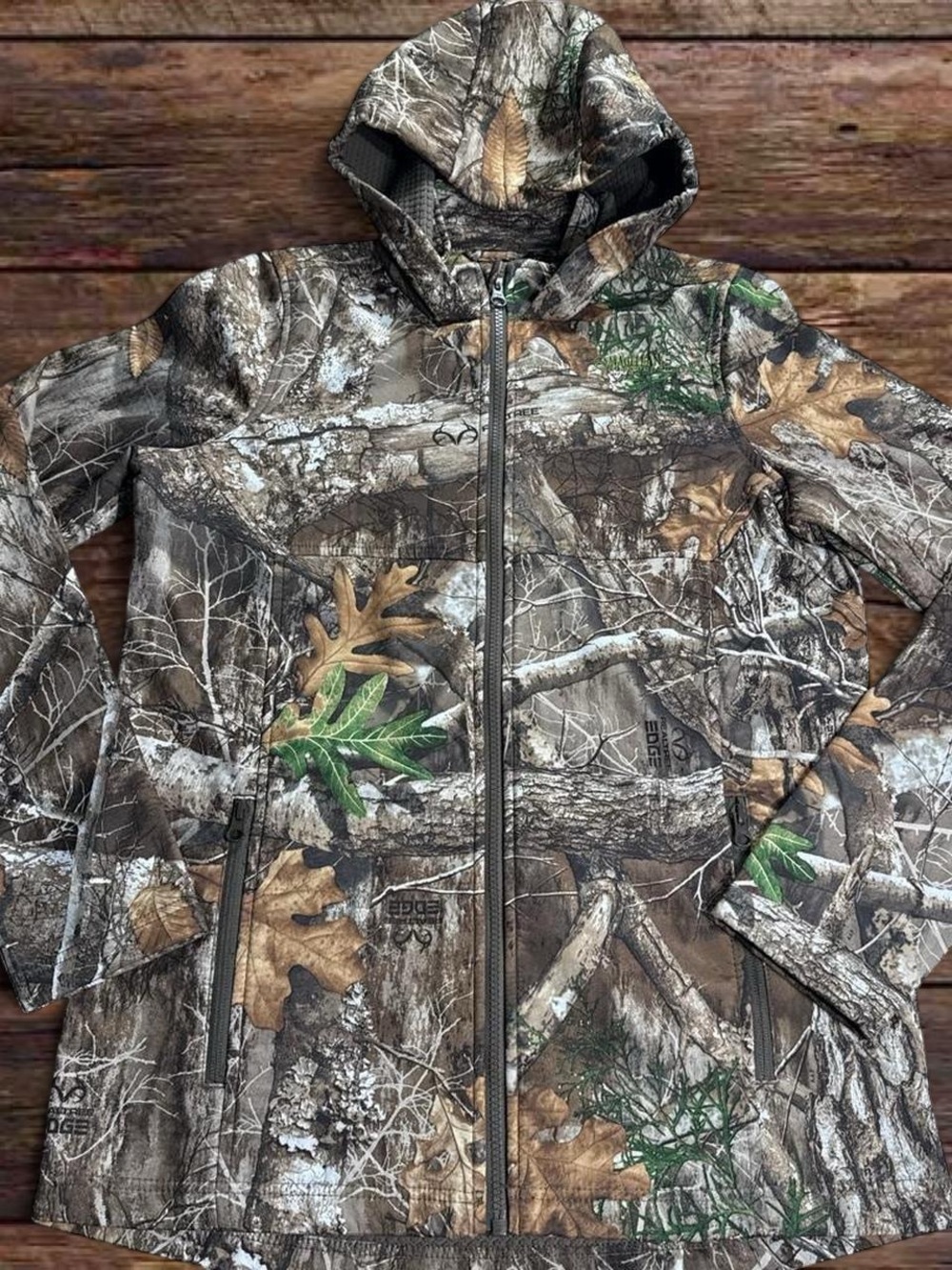Magellan Outdoors Realtree Camo Utility Jacket with Green & Brown Leaf Accents